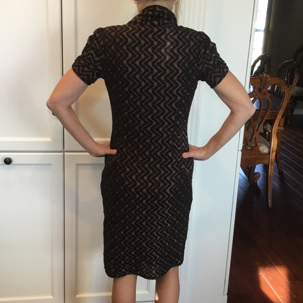 NWT Kasper Elegant Black and Copper Zigzag Pattern Dress - Picture 3 of 5
